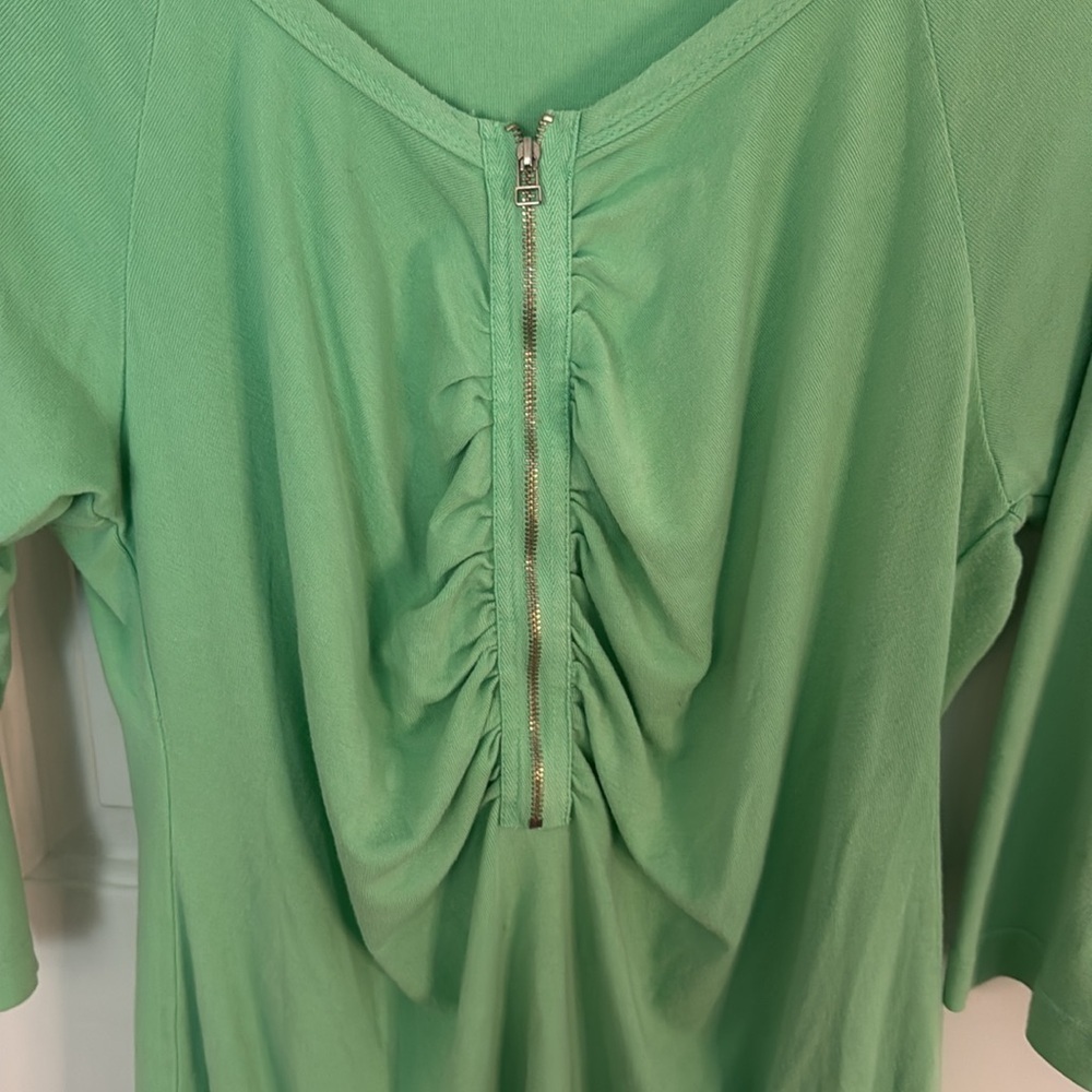Barbara Lesser 3/4 Sleeve Top Front Ruching with Front Silver Zipper - Picture 3 of 10